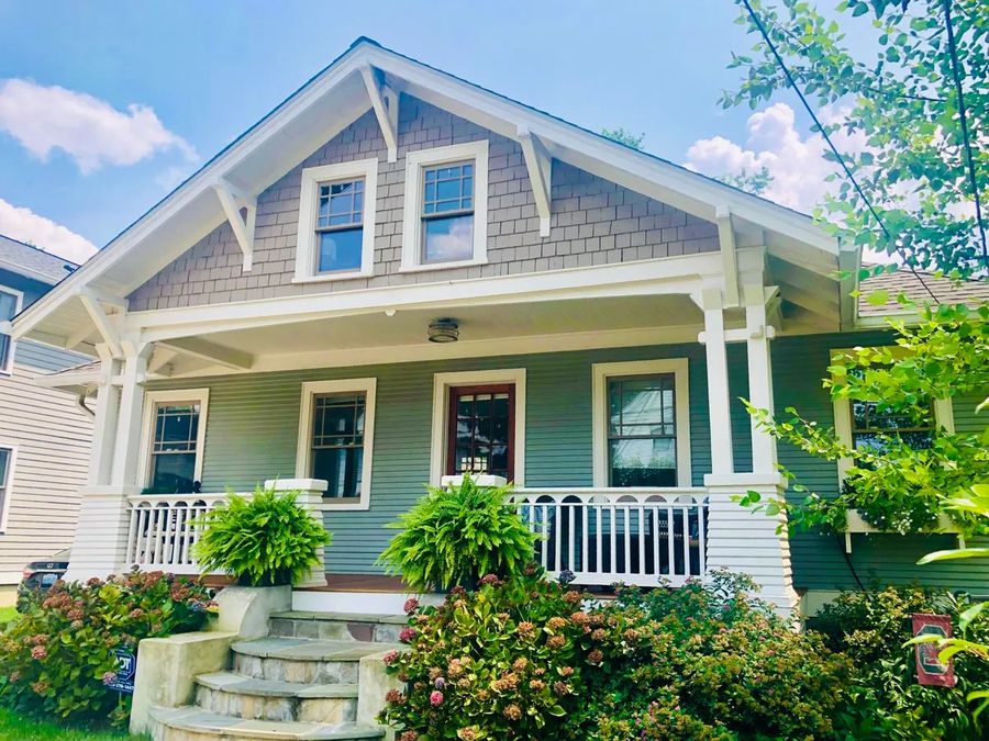 Bungalow with a front porch in Del Ray, Alexandria, Virginia